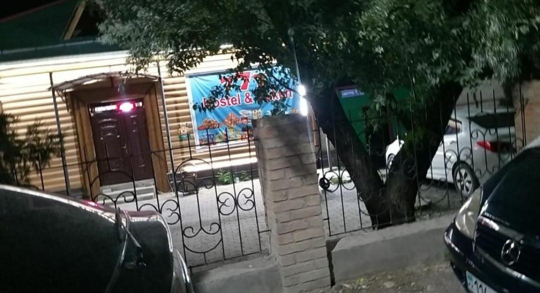 Guest House 777 Turkistan Kültér fotó
